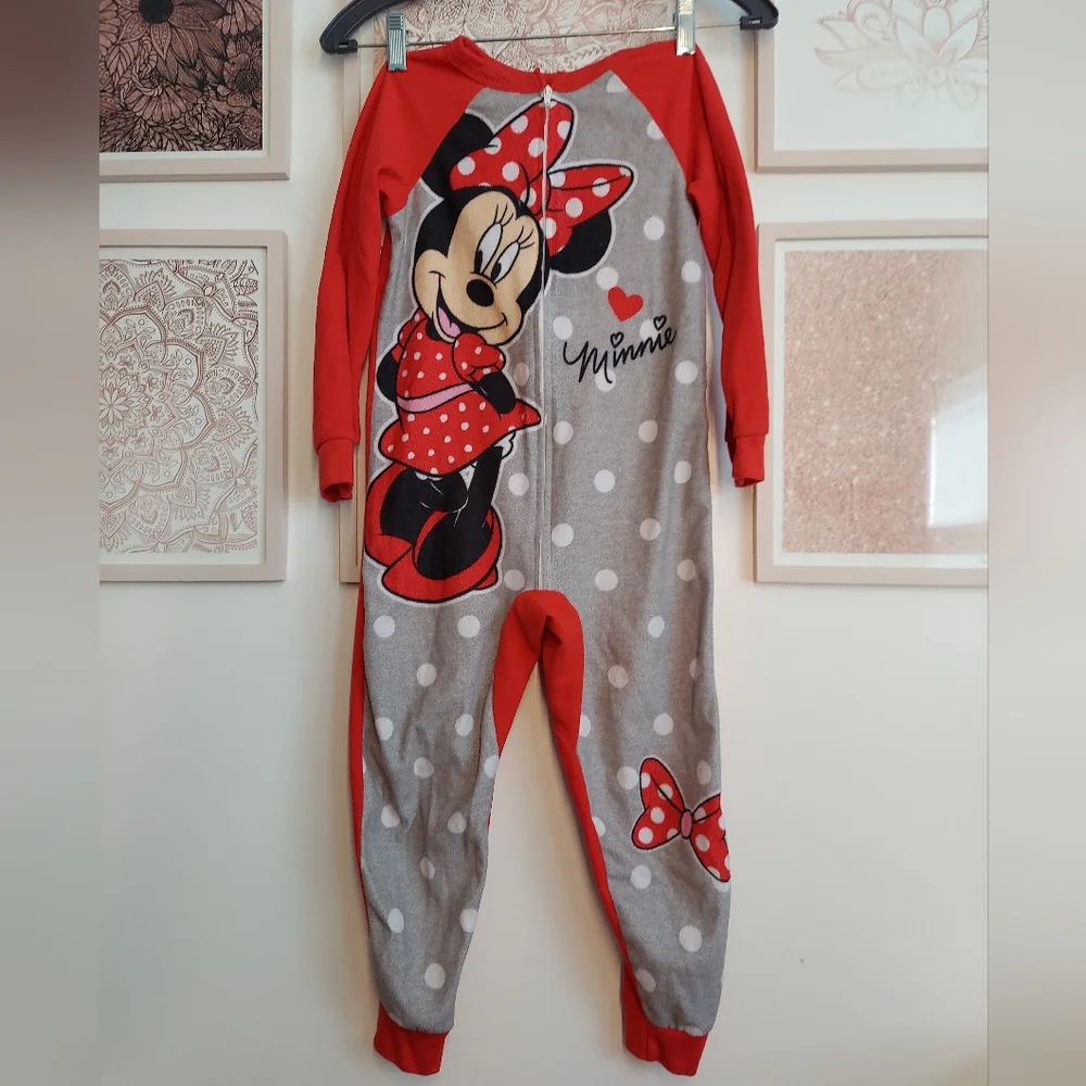 🎁 10/$25=Minnie Mouse Sleeper, size 6 / 6x, red and gray